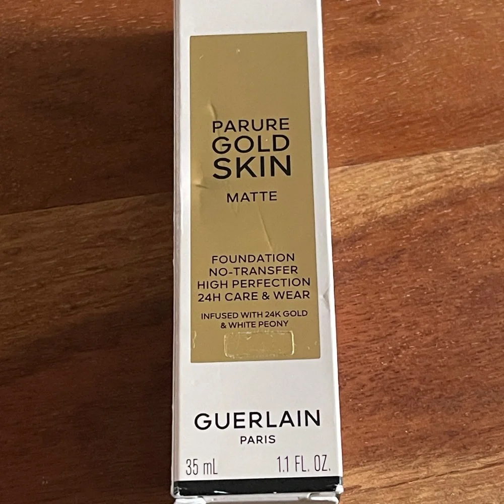 Guerlain - Picture 4 of 10